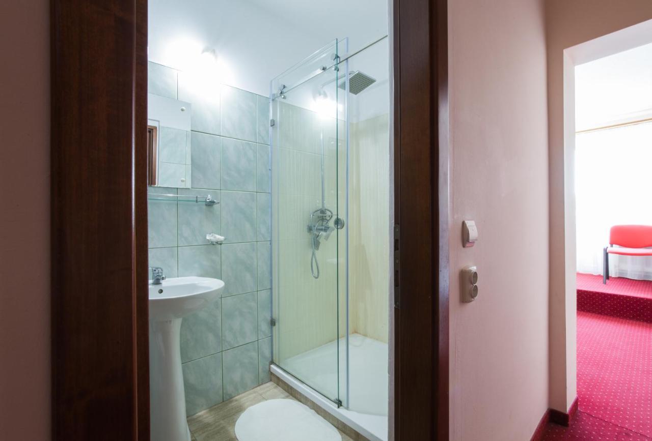 Dumbrava Sibiului Hotel Bagian luar foto